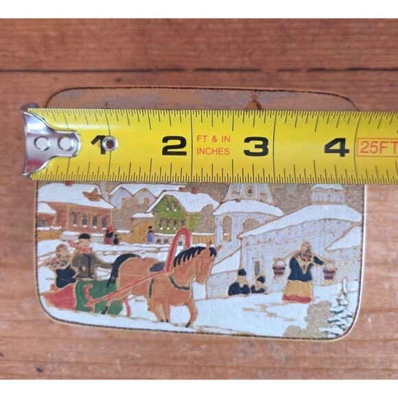 Vtg Russian hand painted Jewelry / Trinket Box horse sleigh Snow art signed - Picture 9 of 12